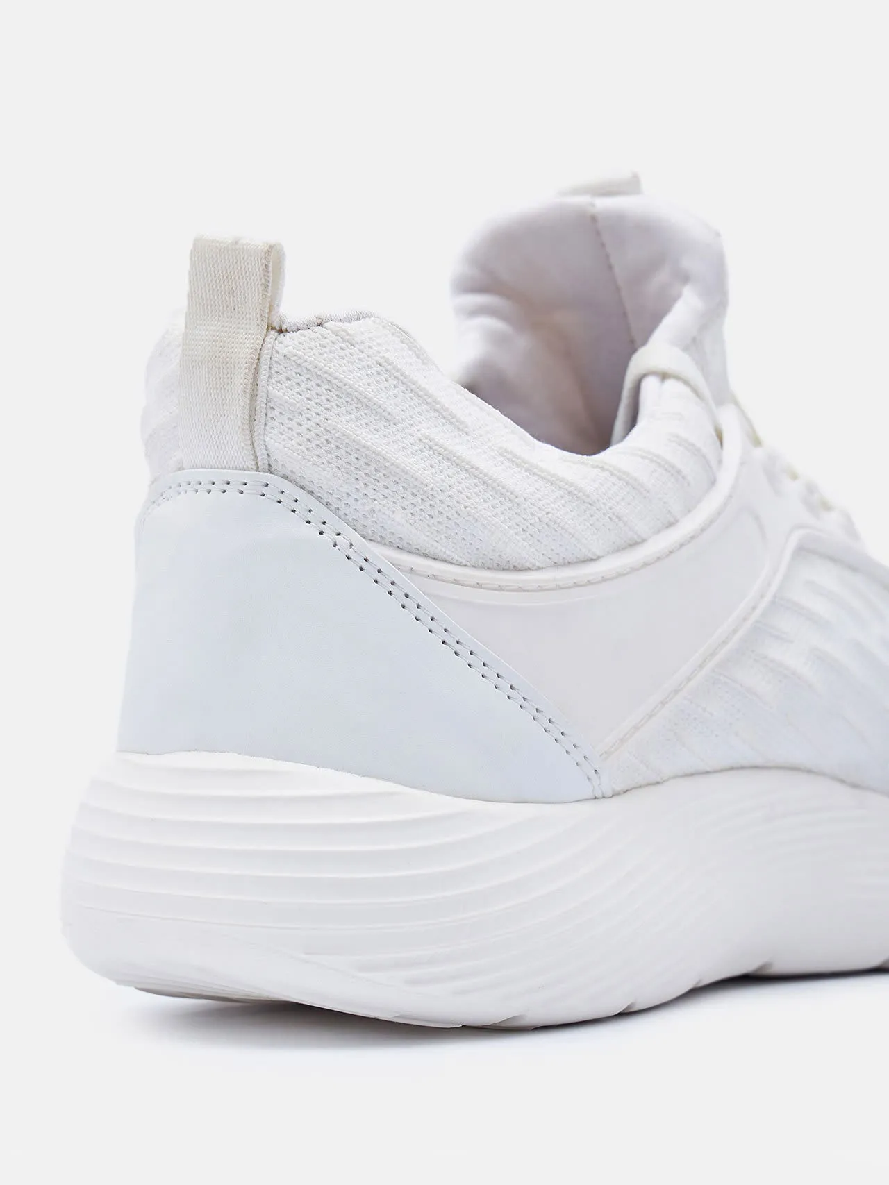 Avant Men's FeatherLite Running and Walking Shoes- White