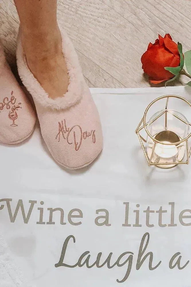Rosé All Day Footsies